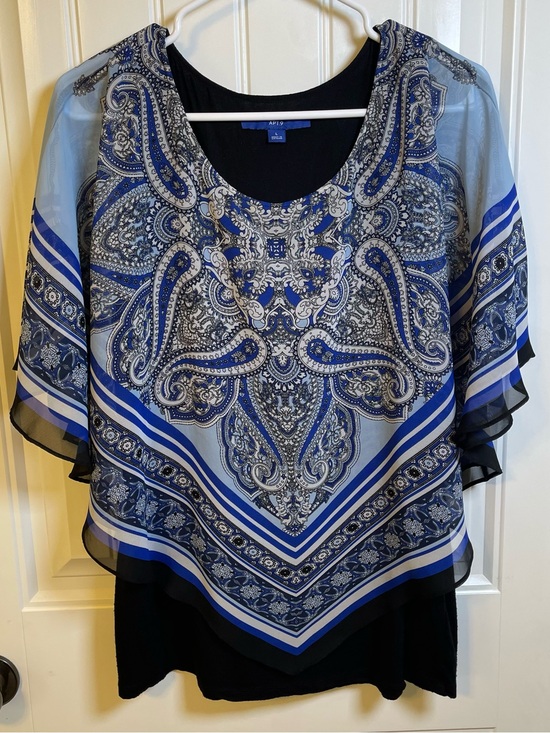 Apt. 9 Tops - Apt. 9 Women’s Large Blue and Black Paisley Overlay With Attached Tank Top Boho